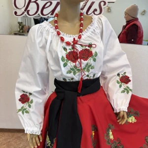 National moldavian blouse J 0348 - image 19