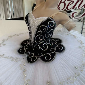 Costum pentru scena F 0073 - image 30