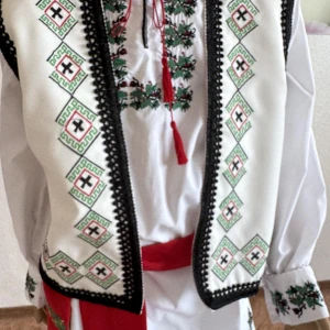Молдавская национальная жилетка J 0106 - image 9