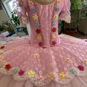 Doll - Marzipan F 0036 - image 4