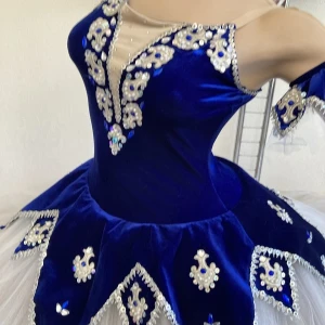 Costum de balet Vals Spărgător de nuci cu fulg de nea F 0089 - image 5