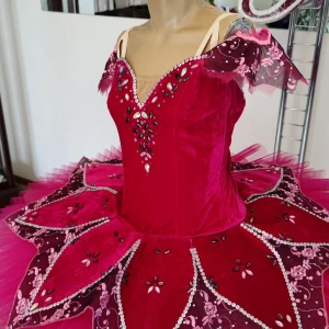 Ballet costume P 3110 - image 2