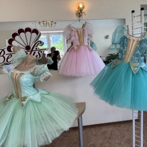 Stage ballet costume P 0126 - image 9