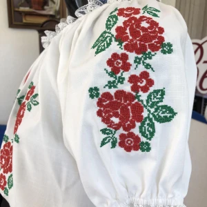 National moldavian blouse J 0392 - image 4