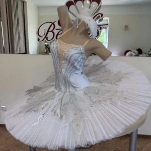 ballet tutu Odile P 0137 - image 22