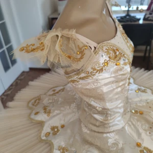 Costum de balet de scena pentru diverse roluri Spărgătorul de nuci Fulgi de zăpadă F 0068 - image 22