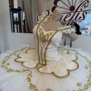 Costum pentru scena F 0045 - image 62