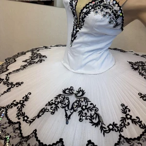 Stage costume F 0132 - image 9