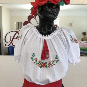 National moldavian blouse J 0391 - image 11