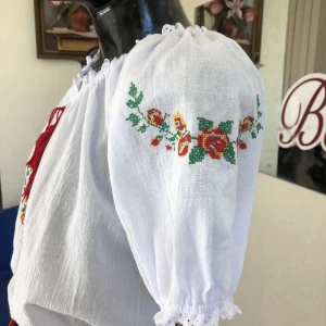 National moldavian blouse J 0391 - image 10