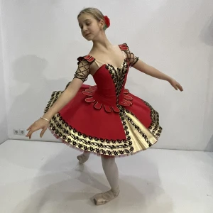 Stage costume in Spanish style P 1329 - image 7