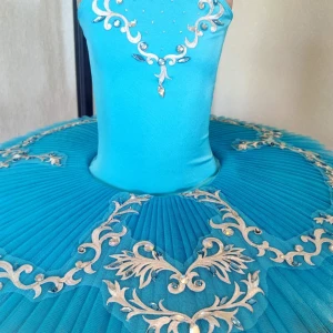 Young Ballerina with decor T 0005B - image 2