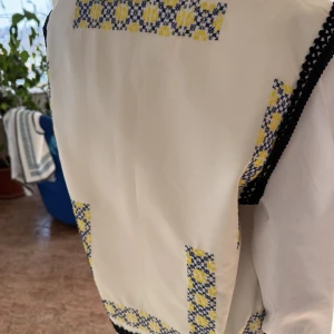 National moldavian vest J 0198 - image 10