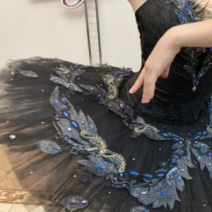 Black Swan P0134 - image 9