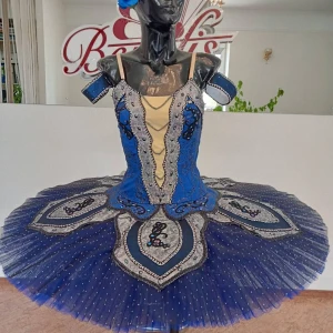 Stage ballet costume P 2409 - image 4