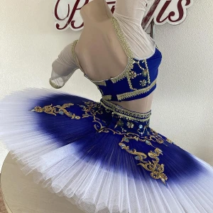 Stage costume P 1532 - image 9