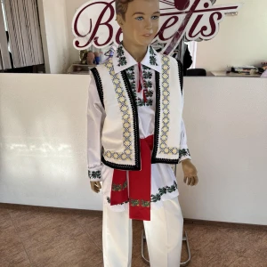 National moldavian vest J 0198 - image 4