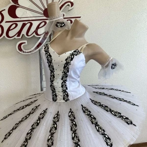 Stage costume F 0414 - image 8