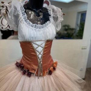 Peasant costume -pas de deux 1 act P 0506D - image 15