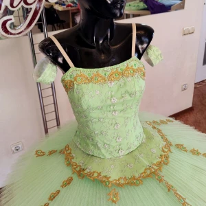 Costum de balet P 0928 - image 4