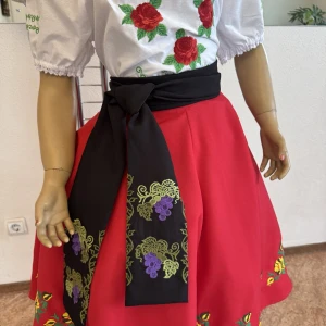 Moldavian national skirt J 0366 - image 3