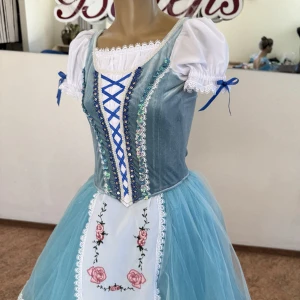 Stage ballet costume P 1430 - image 2