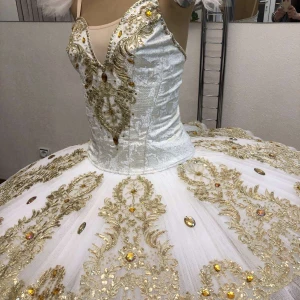 Ballet costume P 1339 - image 11