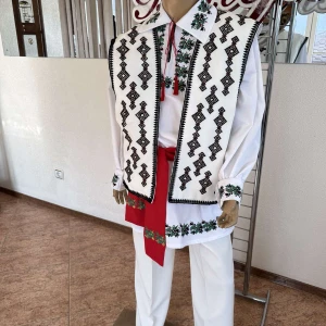 National moldavian vest J 0201 - image 5