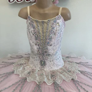 Costum P 0424 - image 24