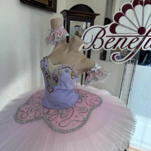 Stage costume F 0005 - image 34