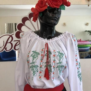 National moldavian blouse J 0393 - image 11