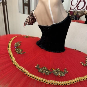 Stage ballet costume P 1301(2507) - image 10