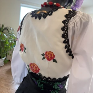 Молдавская национальная жилетка J 0017 - image 17