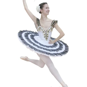 Costumul Spaniol F 0100 - image 4