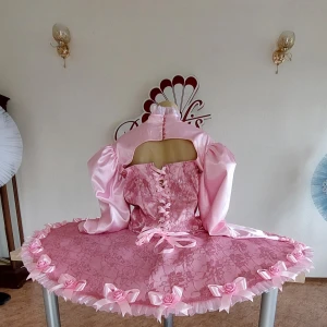 Queen P 0288A - image 8