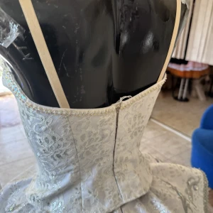 Waltz of the Flowers F 0107 - image 51