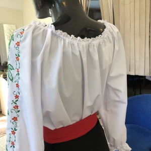 National moldavian blouse J 0393 - image 15