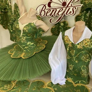 Stage costume P 0414A - image 18